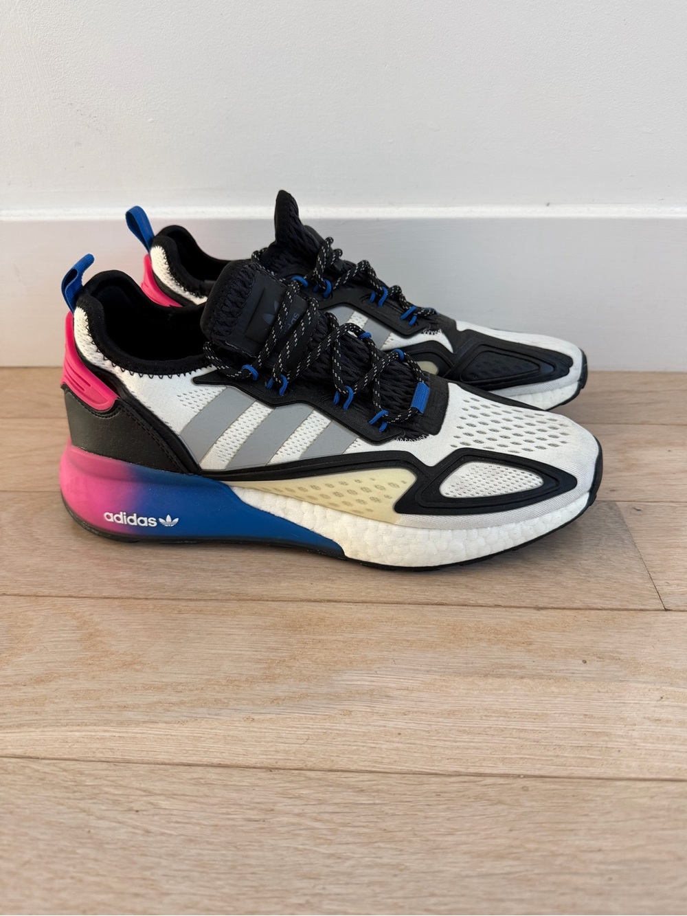 Men’s adidas ZX 2K Gradient Boost Sneaker Shoe size 8.5 Pink Purple White Blue